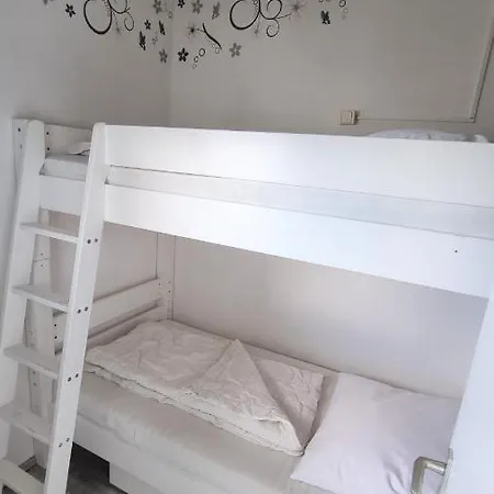 Apartment H08-008
